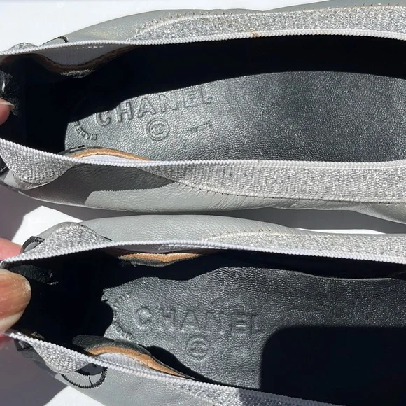 Authentic Chanel Silver Lambskin/Black Patent Leather Elastic Ballet Flats Shoes - Picture 10 of 16